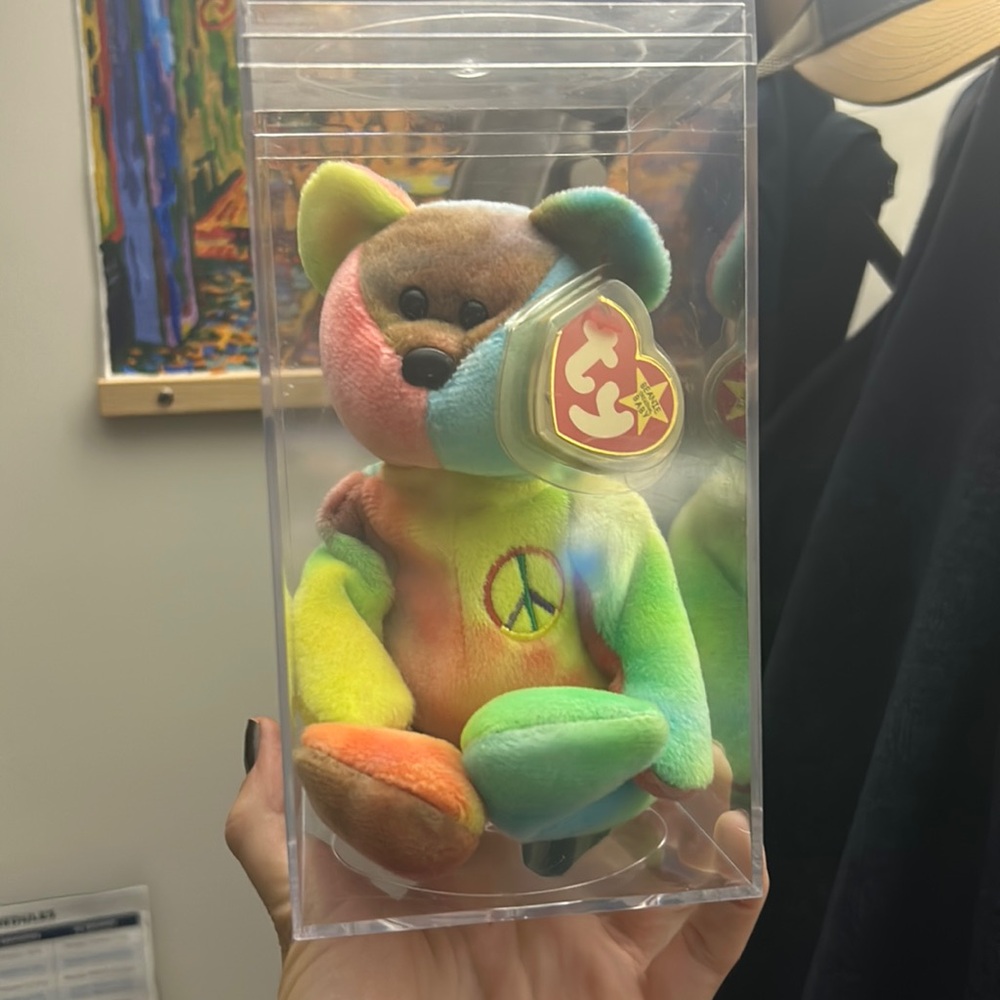 Peace vintage pristine condition beanie baby